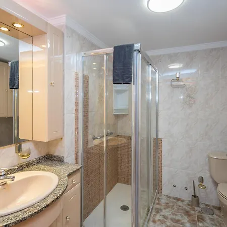 3br Spacious Patio 2 Min To - Parking Las Palmas de Gran Canaria